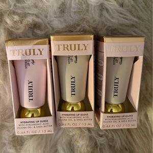 ‼️ 3 PIECE SET ‼️TRULY Lip Gloss Trio